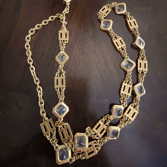 St.John Gold chain and Krystal belt - Picture 4 of 10